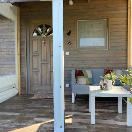 Дом отдыха Neutrino Vendeghaz *